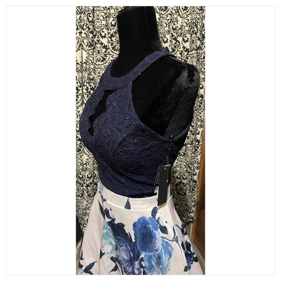 City Studio Navy Floral Two Piece Gown NWT 3 - Picture 7 of 16